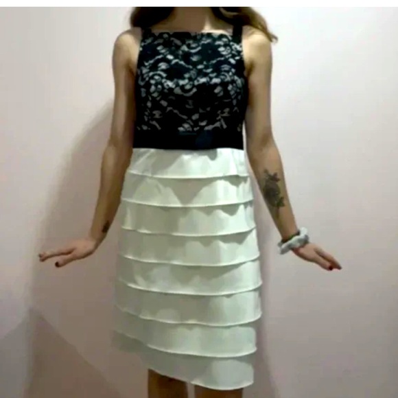 Chadwicks Dresses | Chadwicks Black And White Lace Detail Ruched Dress Size 12 | Color: Black/Cream | Size: 12 | 2chance_Shop's Closet